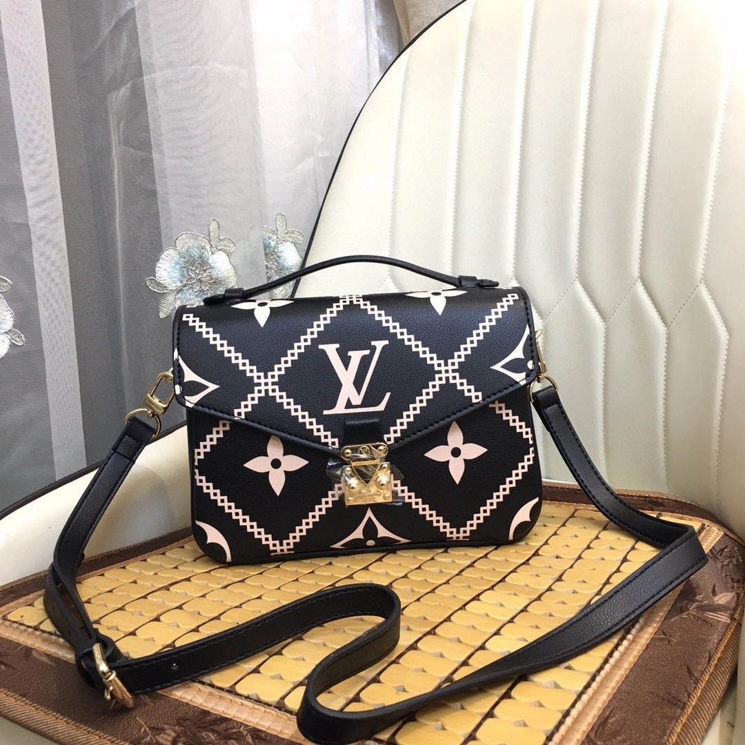 M46028 Pochette Metis item : BT-B225D0832W