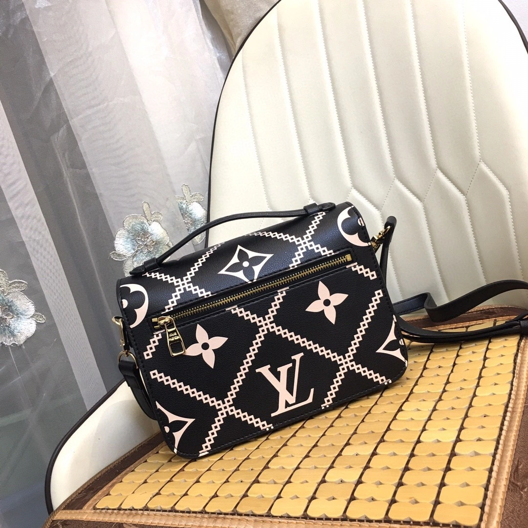 M46028 Pochette Metis item : BT-B225D0832W
