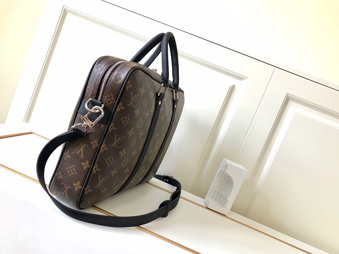 M52005 Porte-Documents Voyage item : AT-B225L0313L