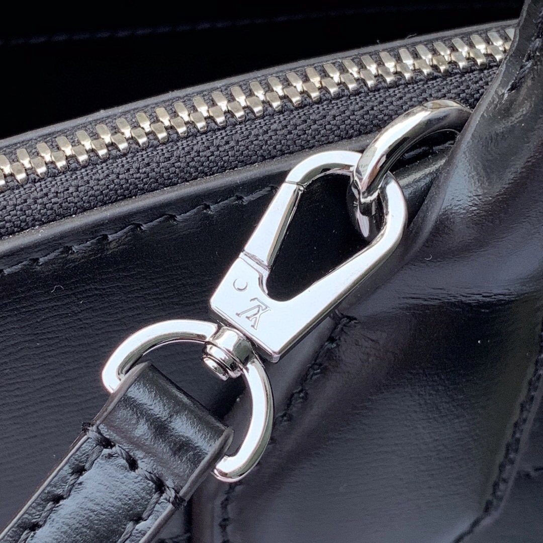 M53802， item : 046G063B1250G0157
