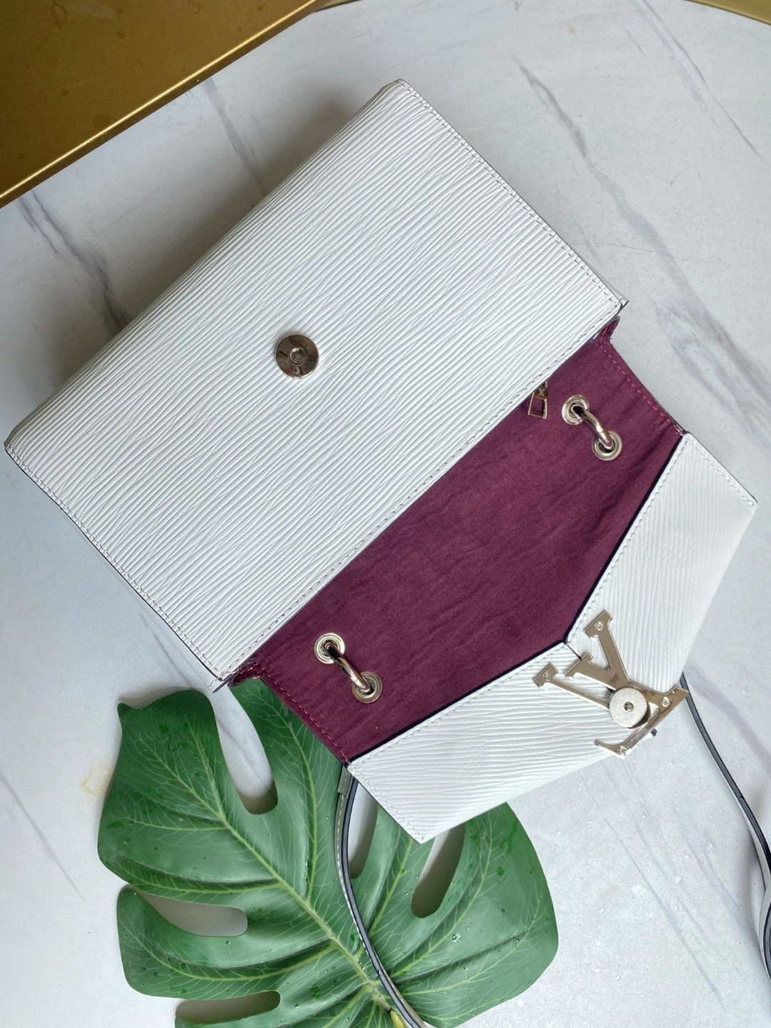 M55978 POCHETTE GRENELLE item : AT-B225L0329L