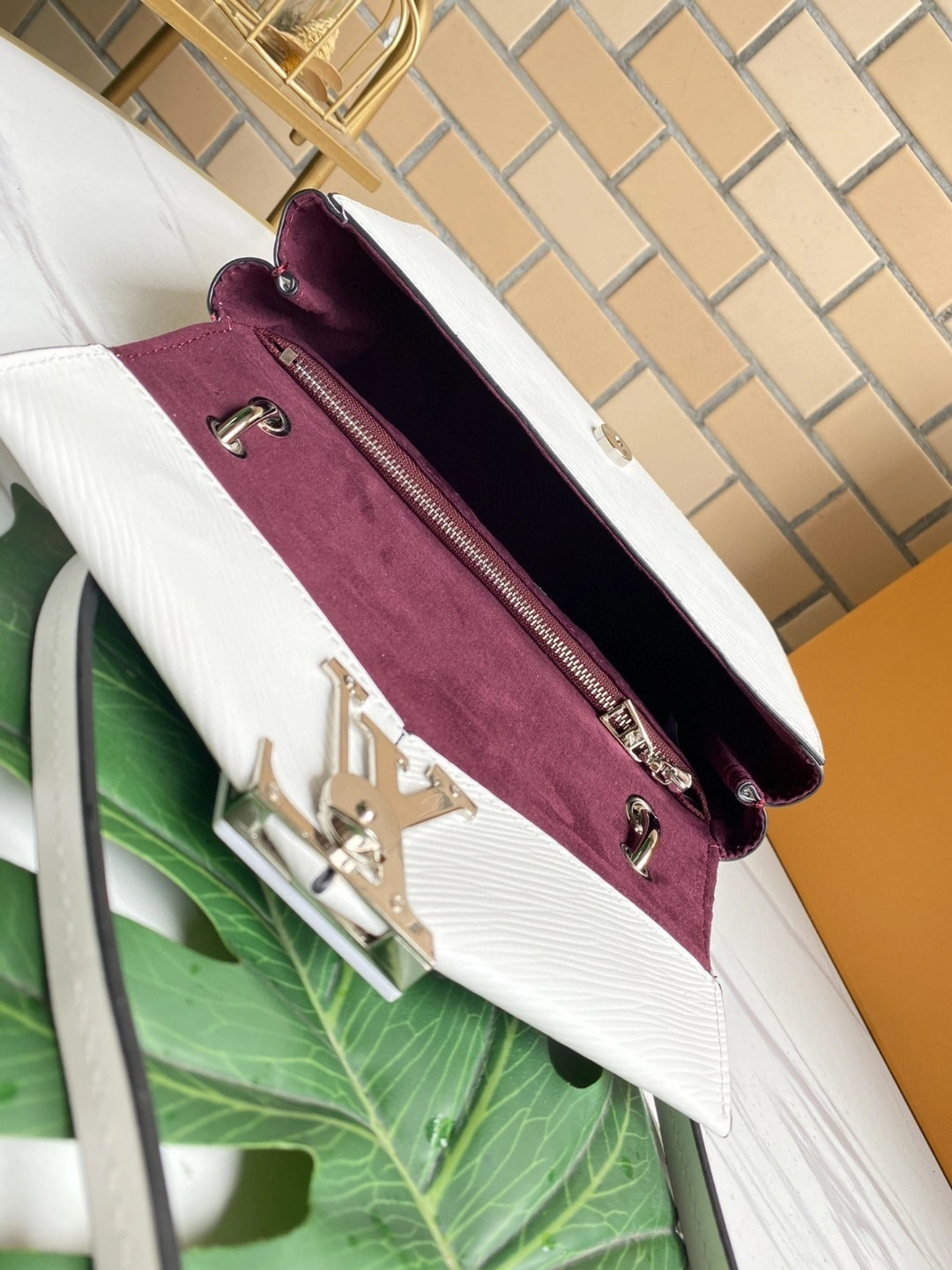 M55978 POCHETTE GRENELLE item : AT-B225L0329L