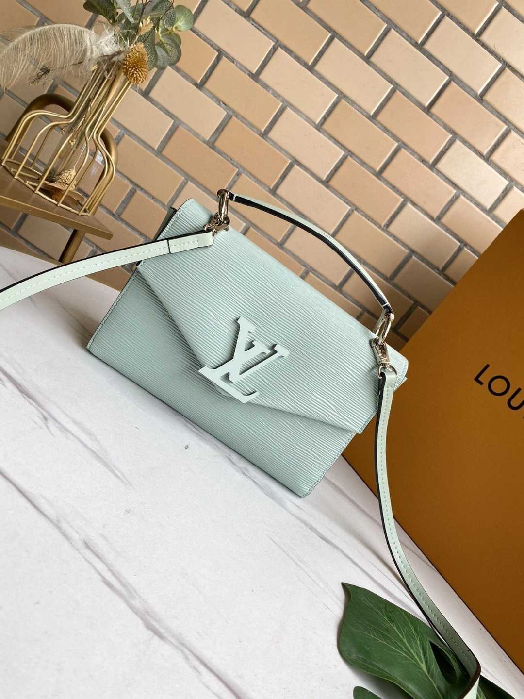 M55981 POCHETTE GRENELLE item : AT-B225L0328L