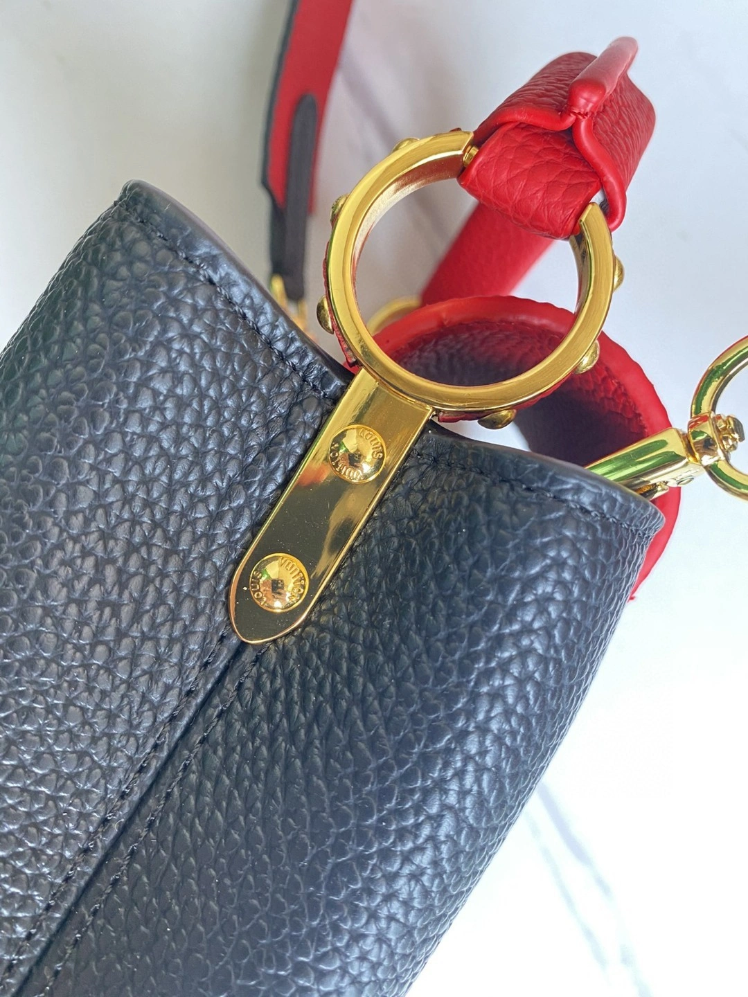 M56848 Capucines item : AT-B225L0452L