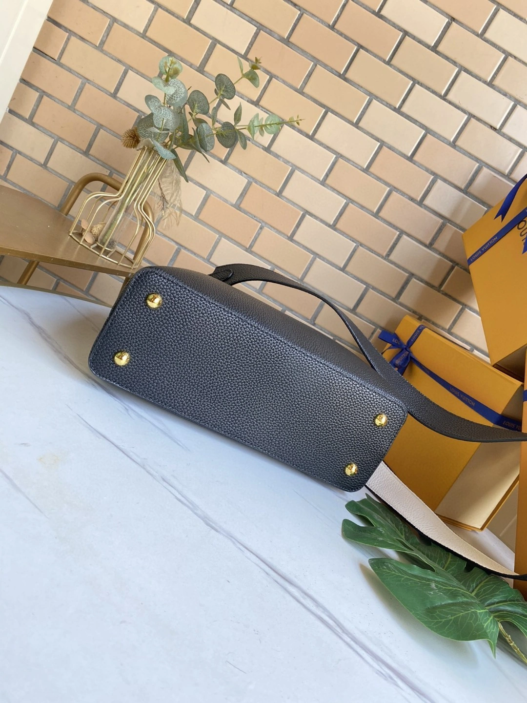 M56904 Capucines item : BT-B225D0636W