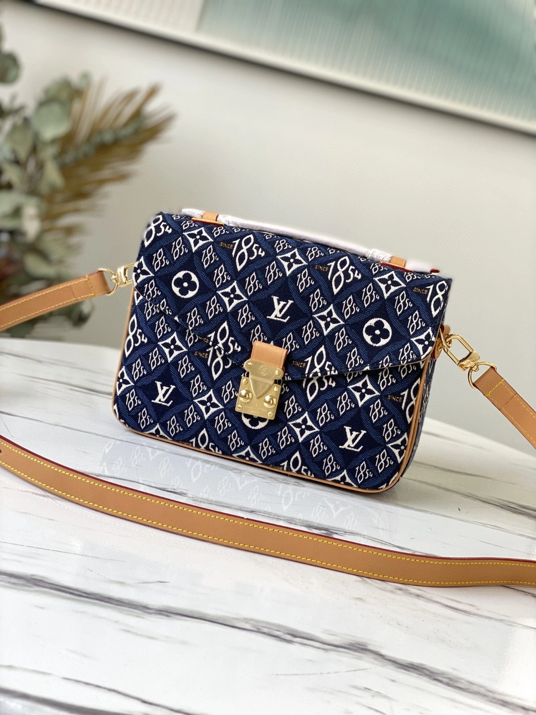 M57395 Pochette Métis item : AT-B225K3006L