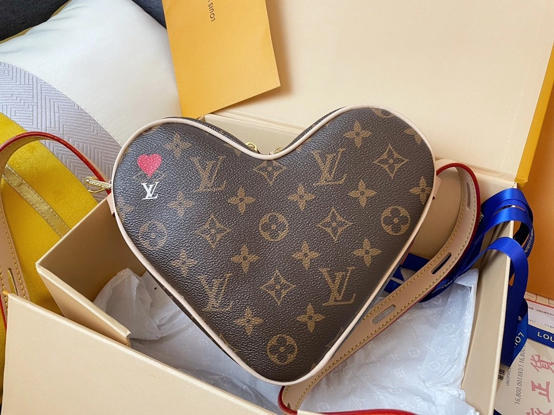 M57456 Cœur item : AT-B225K3031L