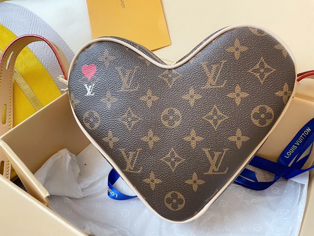 M57456 Cœur item : AT-B225K3031L