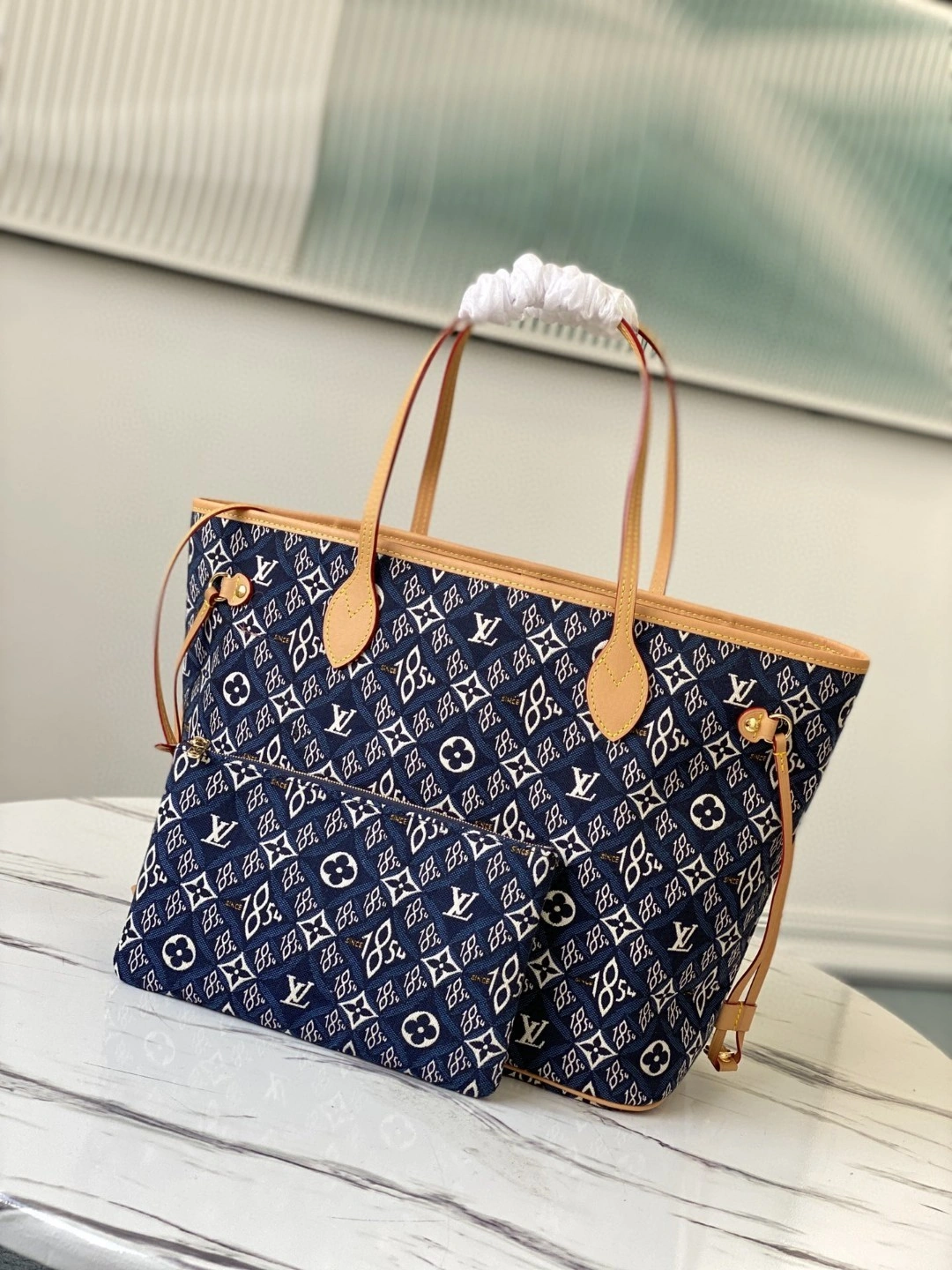 M57484 Neverfull item : AT-B225L0118L