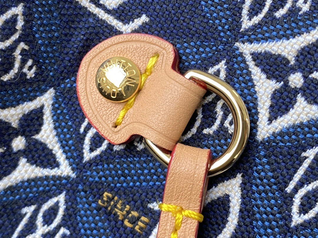 M57484 Neverfull item : AT-B225L0118L