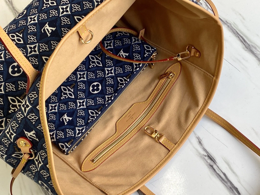 M57484 Neverfull item : AT-B225L0118L