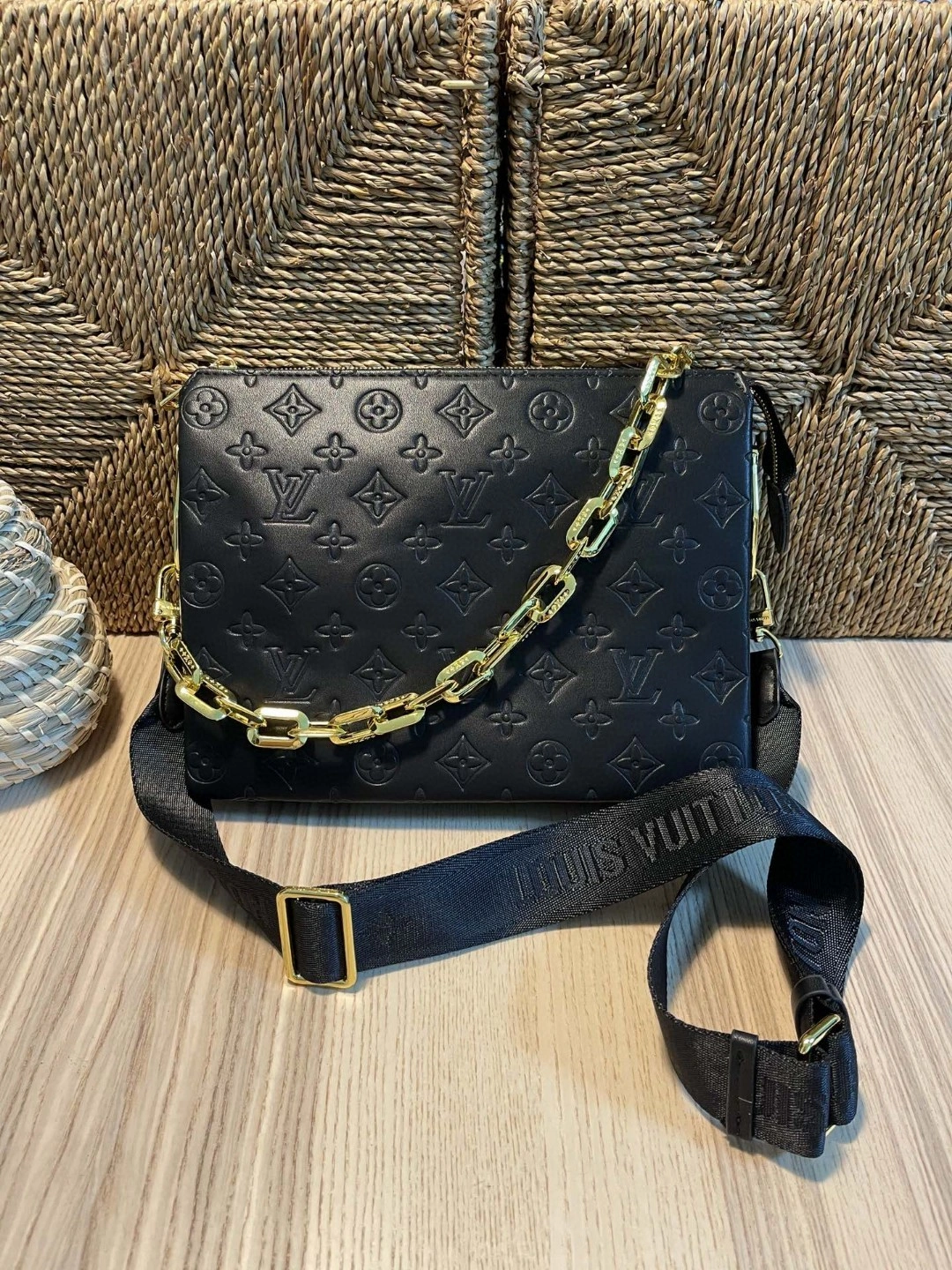 M57790 sheepskin Coussin item : AT-B225K3032L