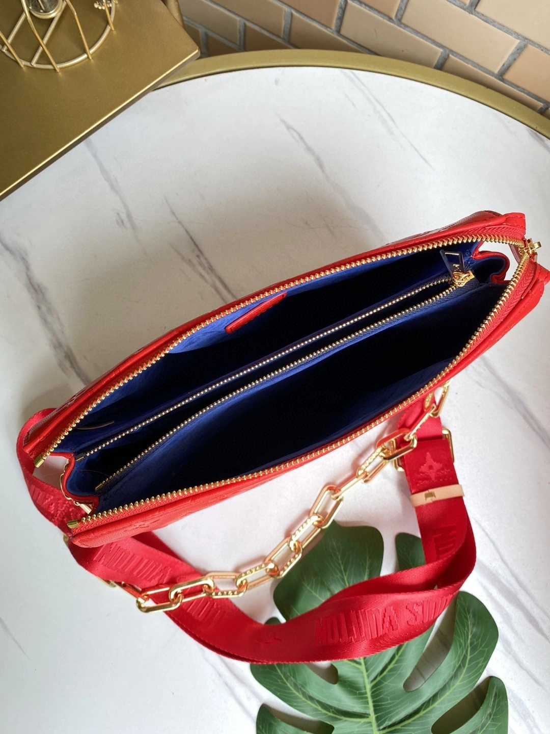 M57792 cowhide item : AT-B225L0115L