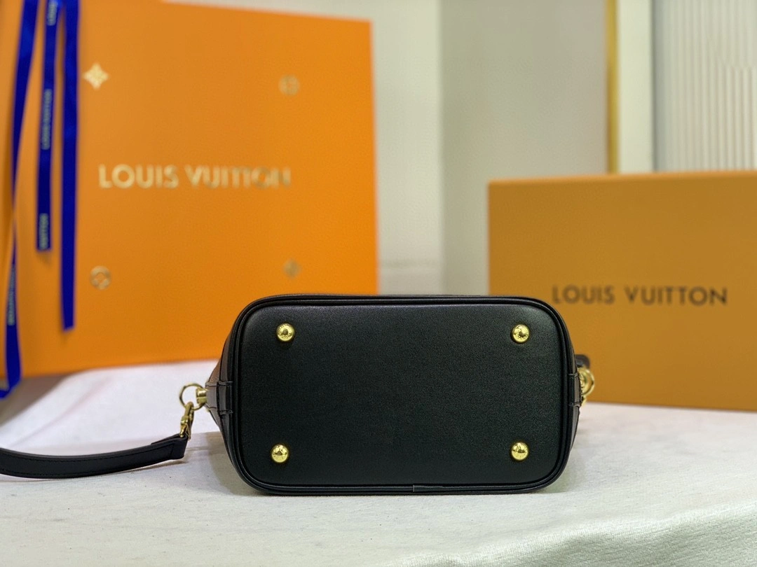 M57934 Calfskin Cruiser item : AT-B225K2816L