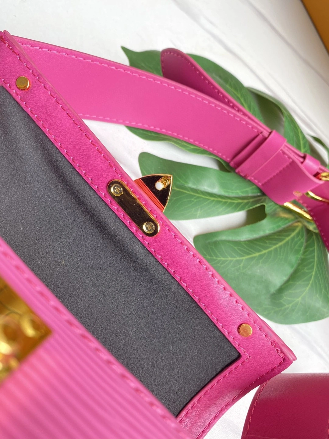 M58649 Papillon BB item : AT-B225L0461L