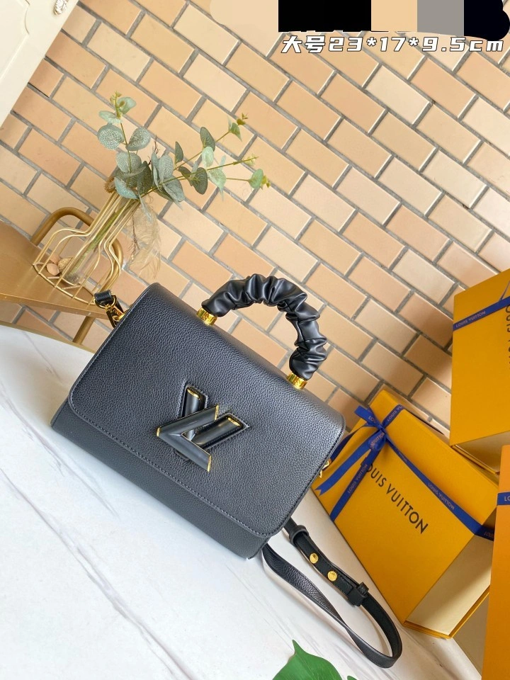 M58688 Calfskin item : AT-B225L0442L