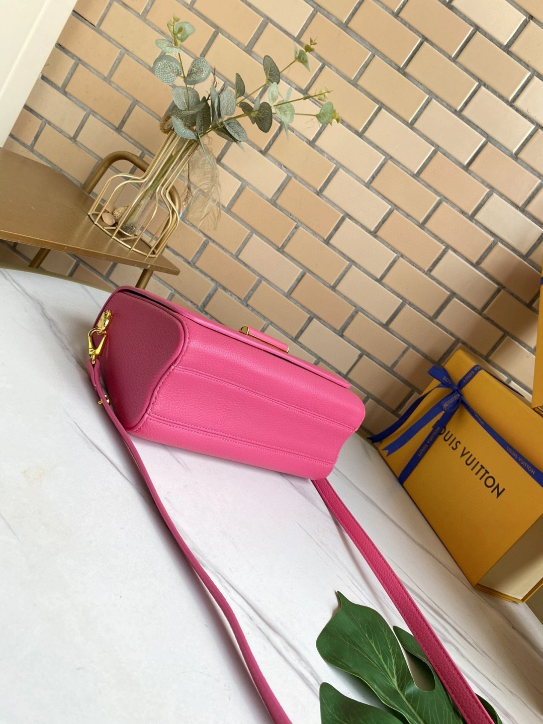 M58691 Calfskin Twist item : BT-B225D0610W