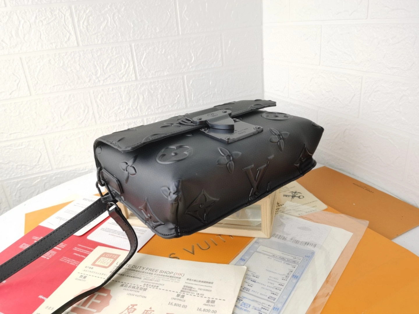 M58711 Ambassadeur item : BT-B225D0631W