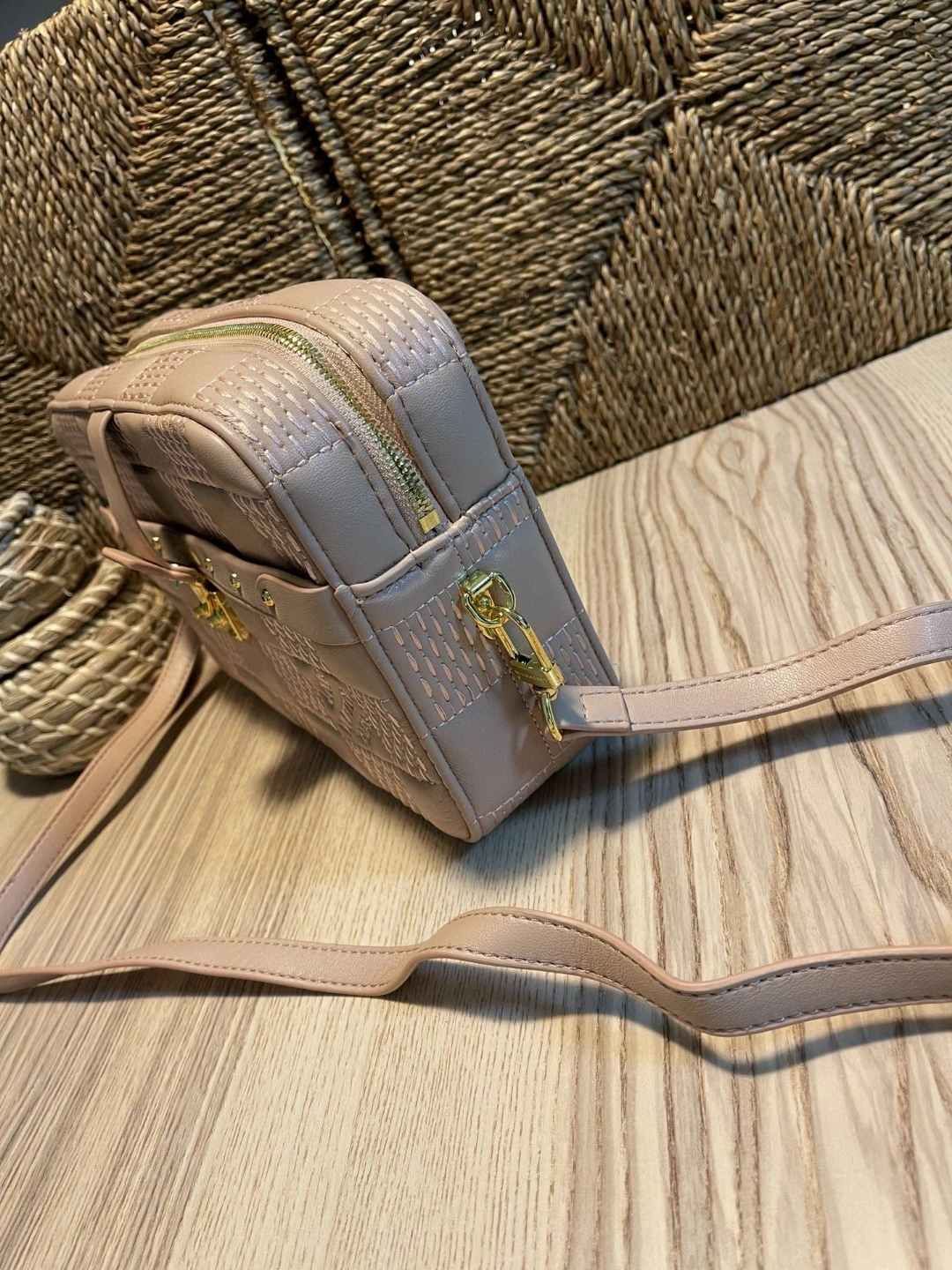 M59048 sheephide Trocadéro item : BT-B225D0629W