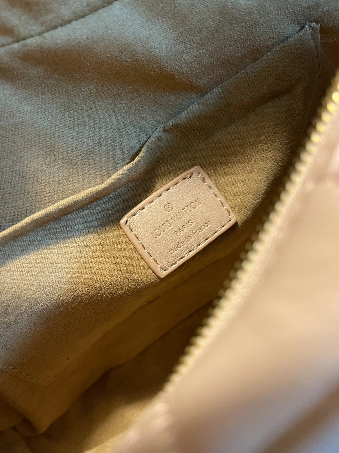 M59048 sheephide Trocadéro item : BT-B225D0629W