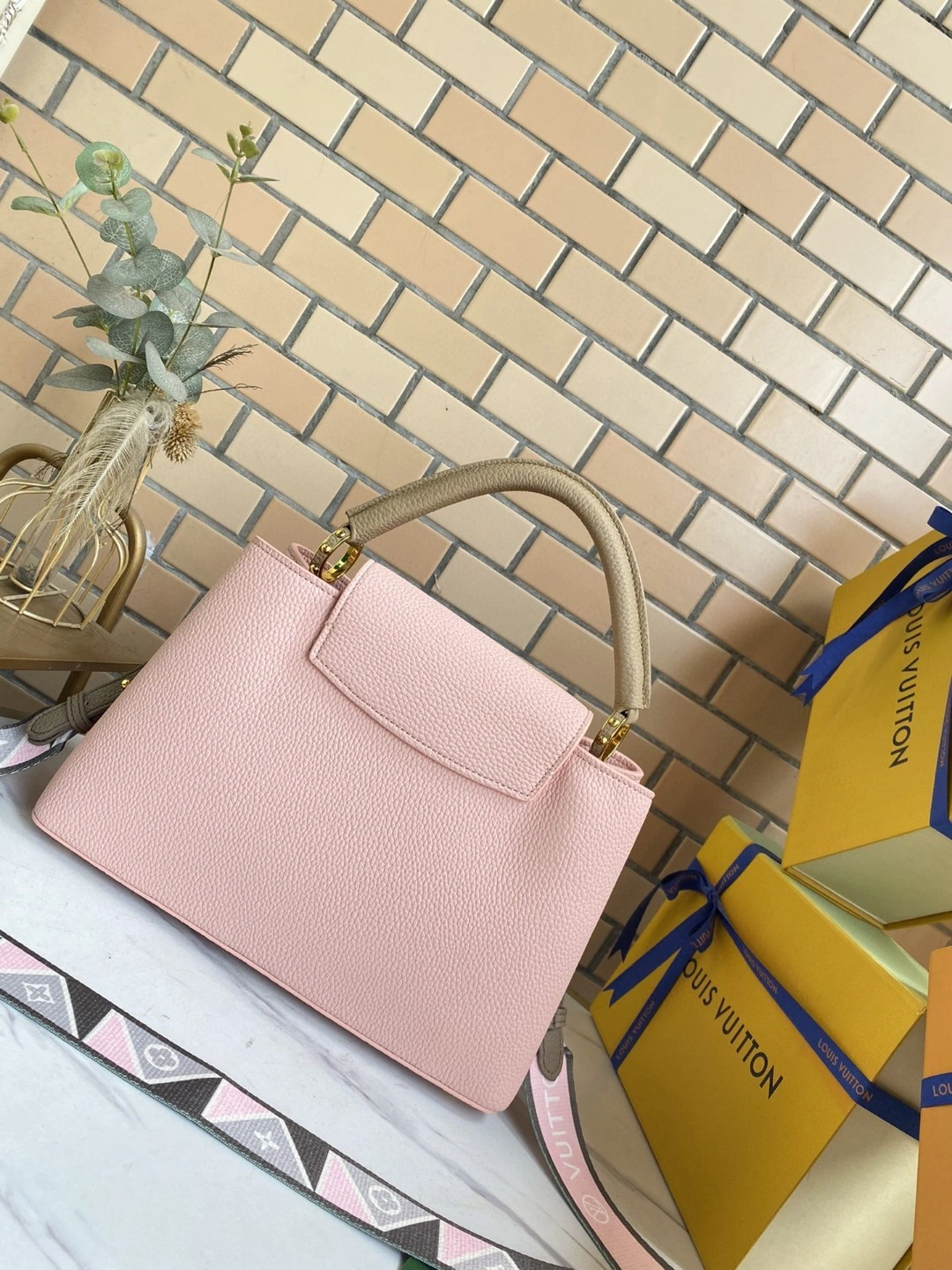 M59061 Capucines item : BT-B225C1831