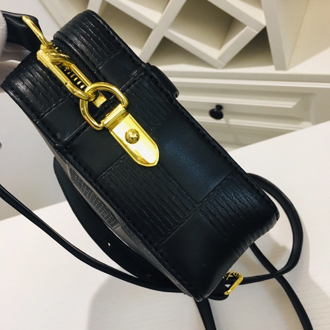 M59116 M59114 Damier sheepskin Troca item : AT-B225L0111L