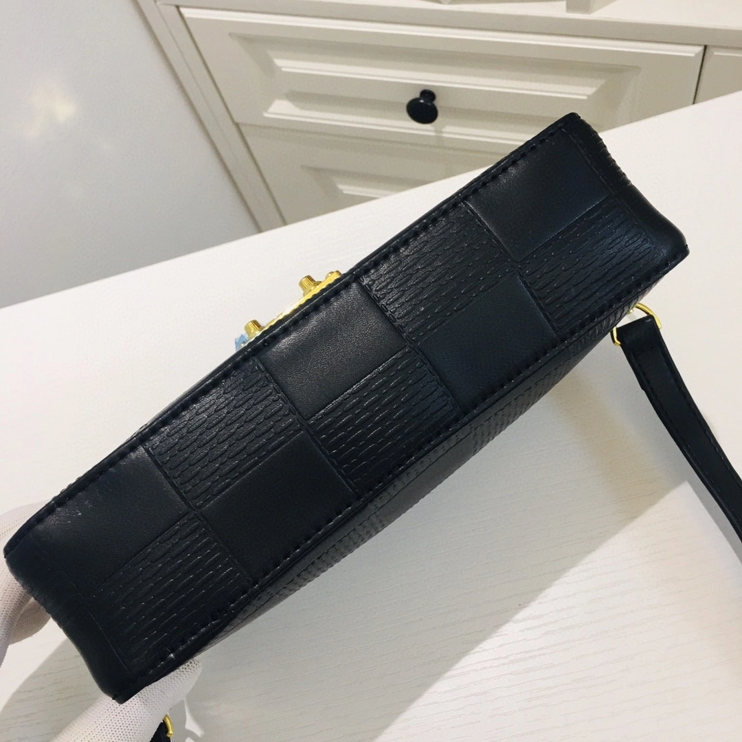 M59116 M59114 Damier sheepskin Troca item : AT-B225L0111L