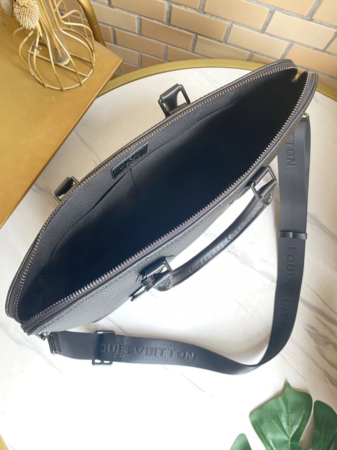 M59159 cowhide Aerogram item : BT-B225C1835