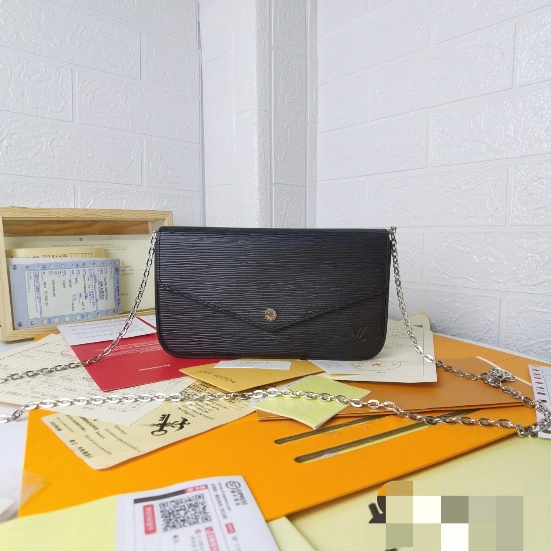 M62648 Pochette Felicie item : AT-B225L0408L