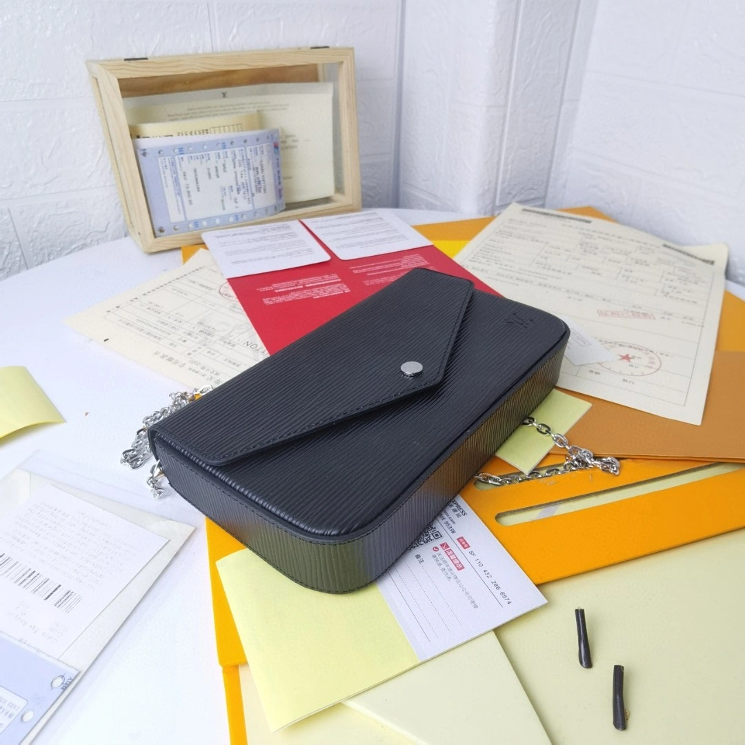 M62648 Pochette Felicie item : AT-B225L0408L