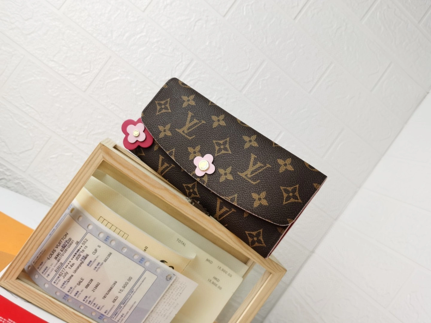 M64202 Emilie item : AT-B225L0435L