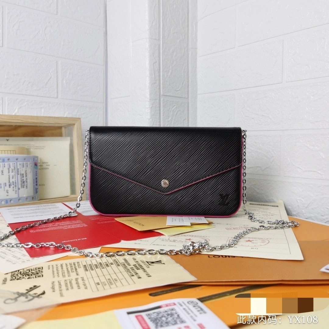 M64579 Pochette Felicie item : AT-B225L0407L
