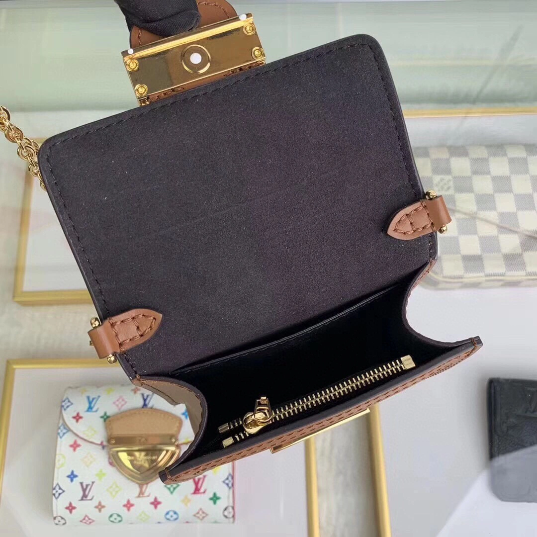 M68621 item : 046Y106B0400G0652