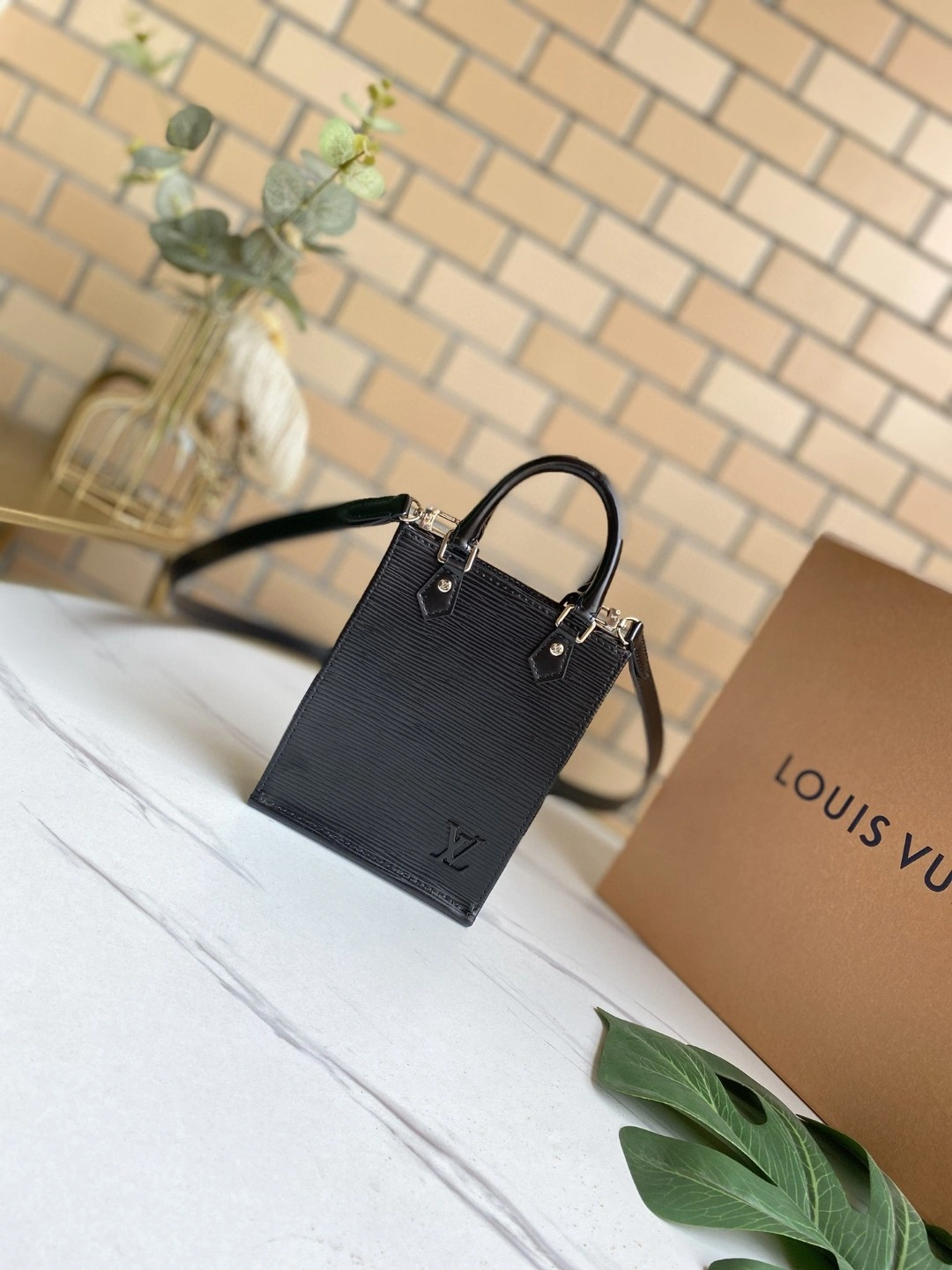 M69441 PETIT SAC PLAT item : BT-B225D0737W