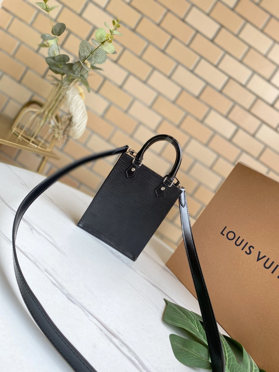 M69441 PETIT SAC PLAT item : BT-B225D0737W