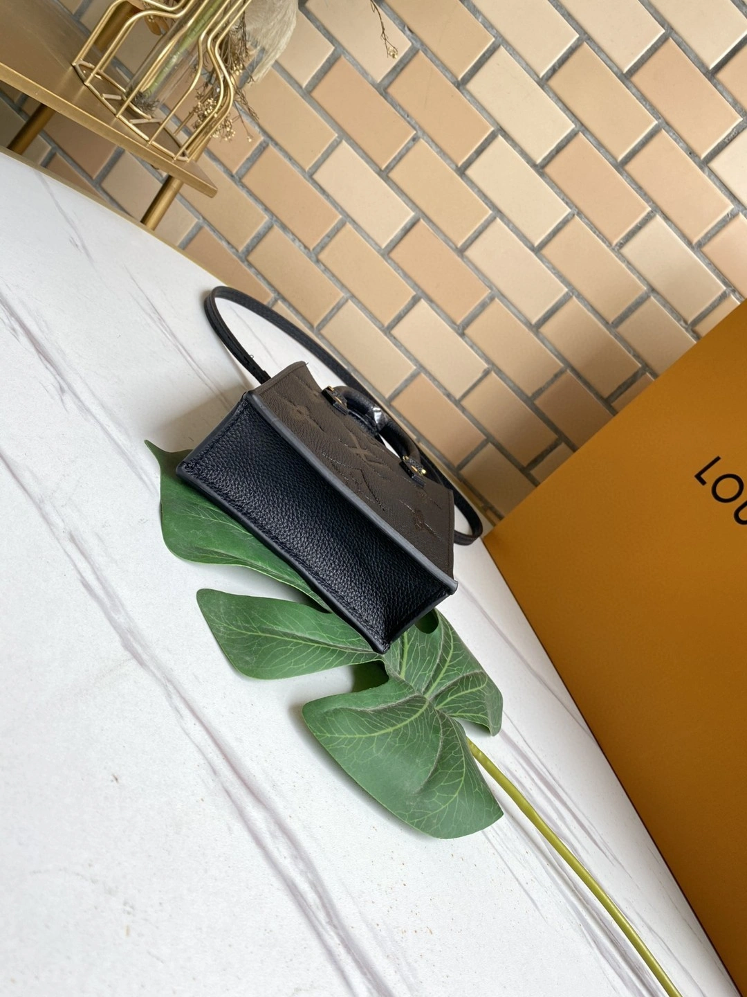 M80478 Petit Sac Plat item : BT-B225D0736W