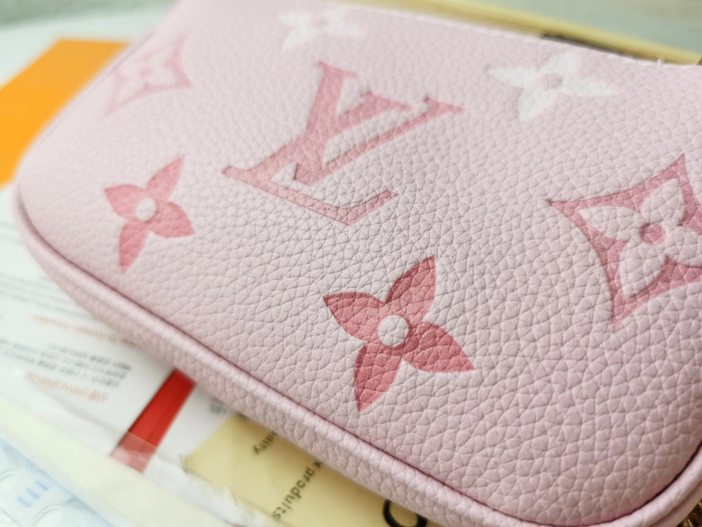 M80501 Mini Pochette Accessoires item : AT-B225K3025L