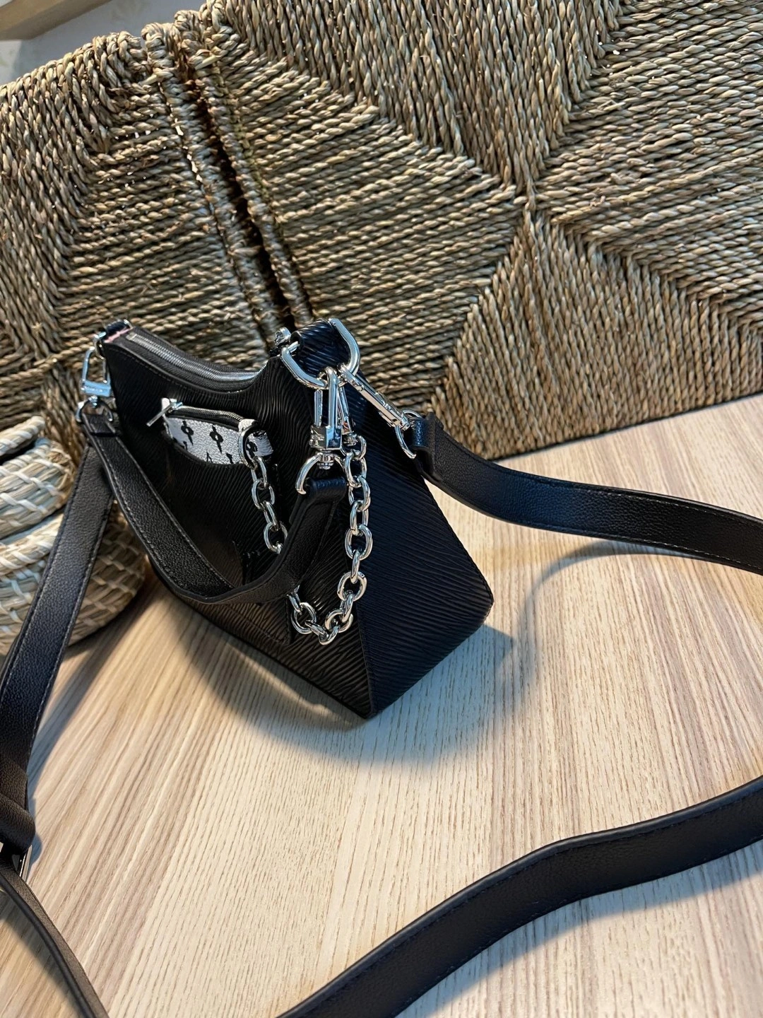 M80689 Marelle item : AT-B225L0330L