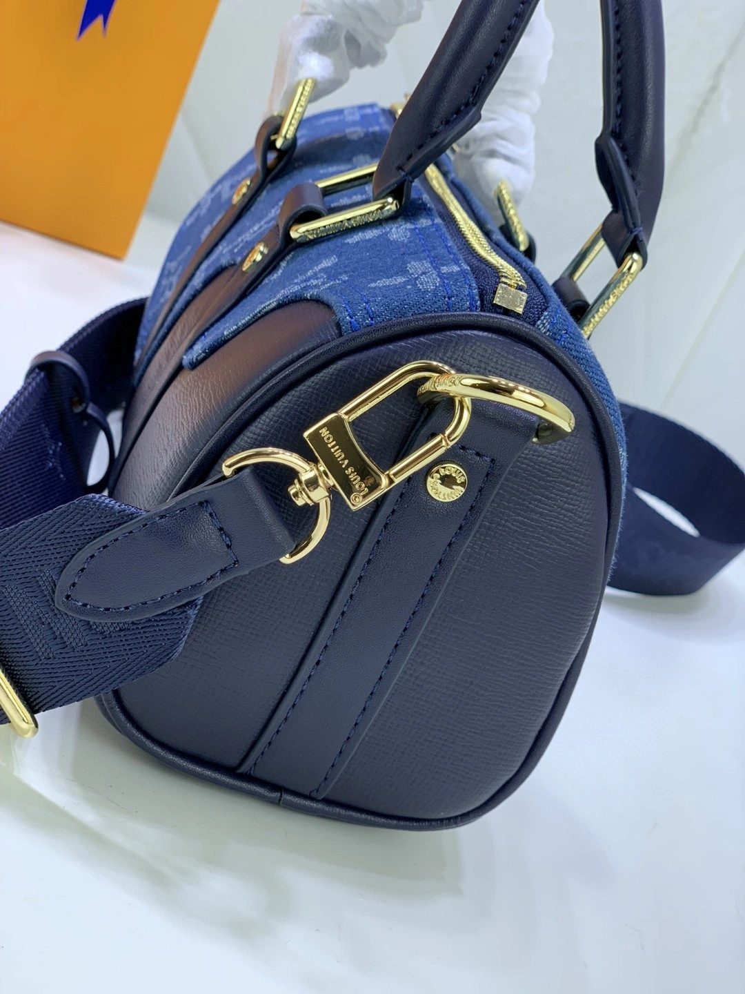 M81011 KEEPALL NANO item : AT-B225K2813L