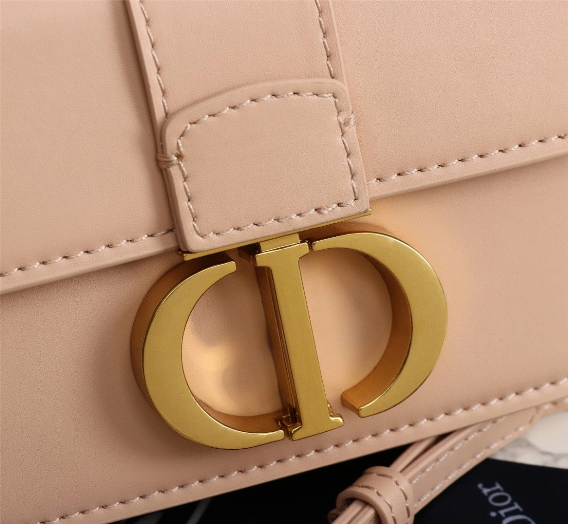 M9203 cowhide item : BT-B019C0477