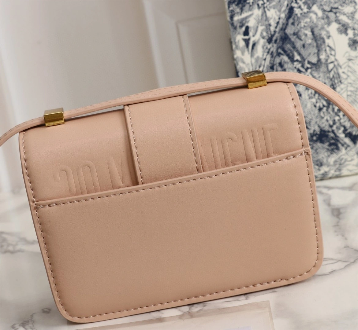 M9203 cowhide item : BT-B019C0477
