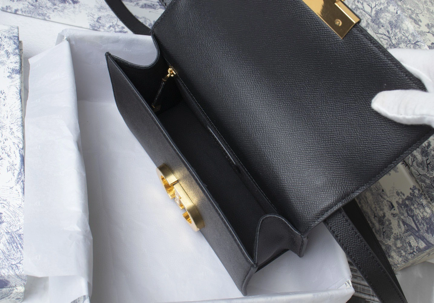 M9203UMOS item : BT-B020B2132