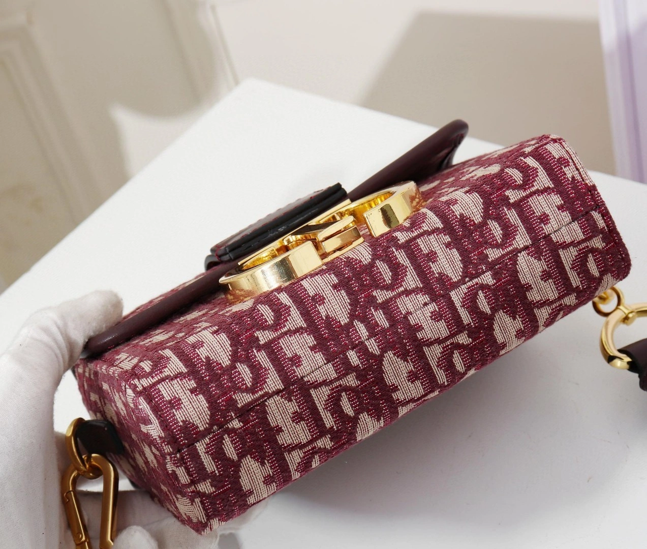 M9203UTZQ Montaigne item : BT-B019B2139