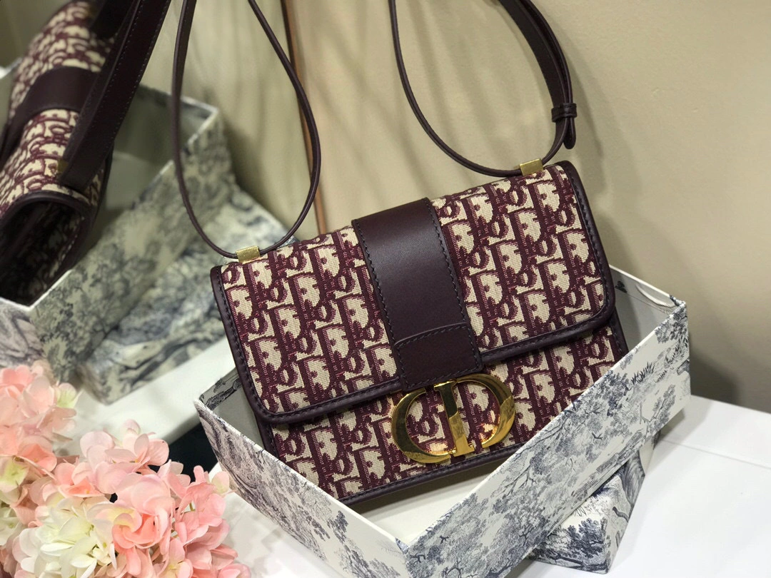 M9203，counters quality item : 046Y077B0530H1730