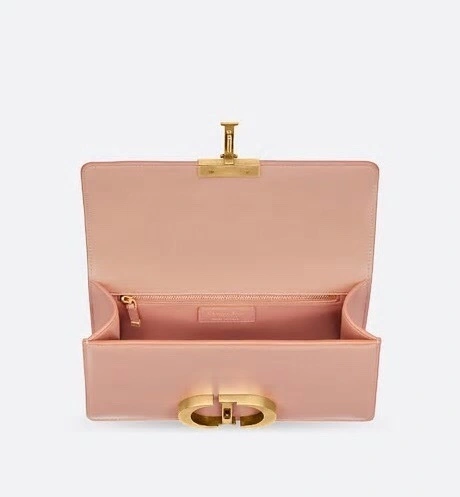 M9203，counters quality item : 046Y077B0670H1727