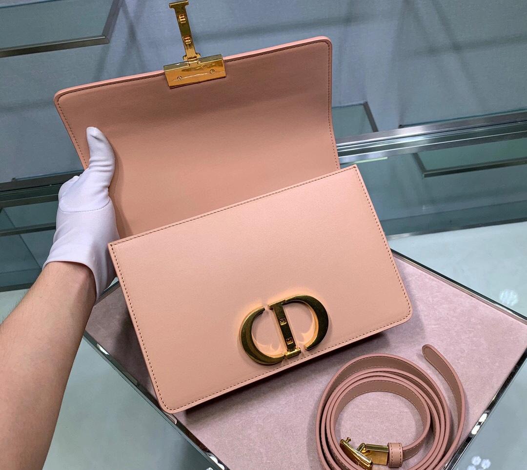 M9203，counters quality item : 046Y077B0670H1727