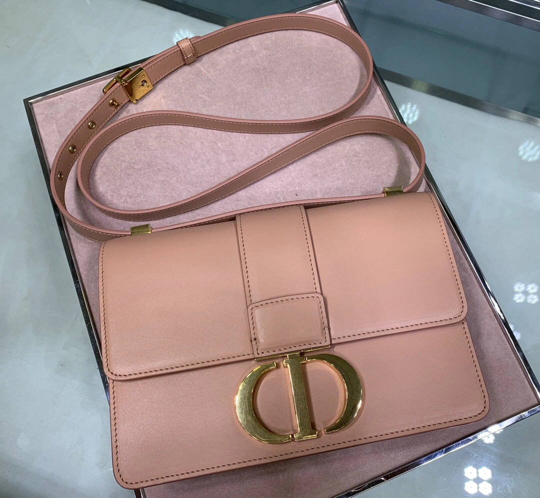 M9203，counters quality item : 046Y077B0670H1727
