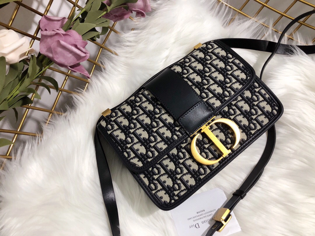 M9203，counters quality item : 046Y180B0220H1706