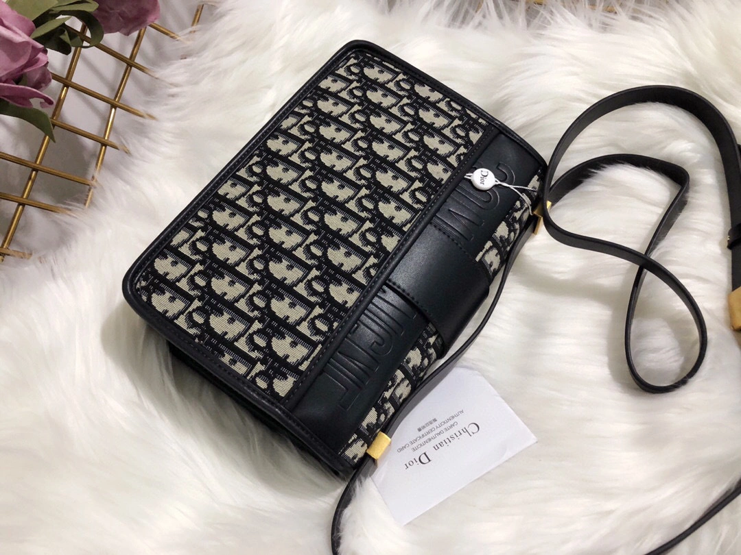 M9203，counters quality item : 046Y180B0220H1706