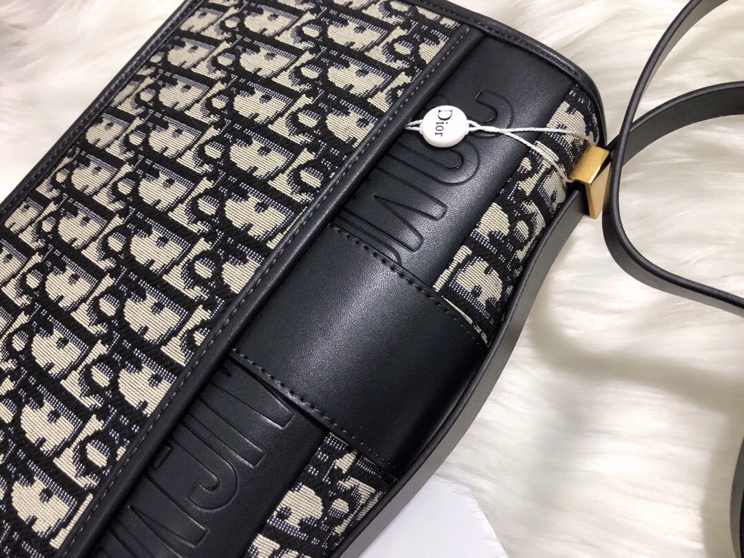 M9203，counters quality item : 046Y180B0220H1706